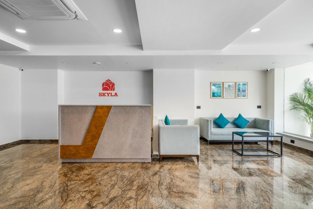 Skyla Studios & Suites - Hitech City Haiderabad Buitenkant foto