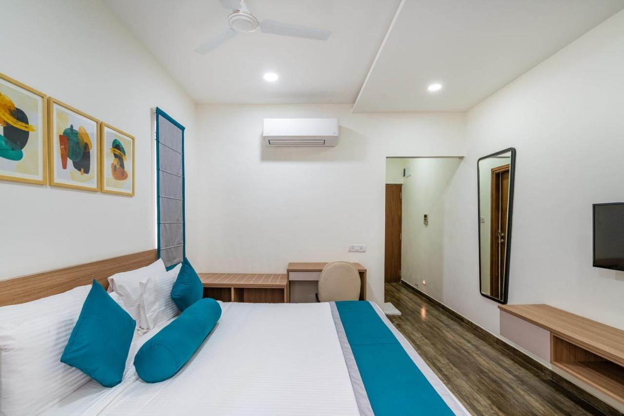 Skyla Studios & Suites - Hitech City Haiderabad Buitenkant foto