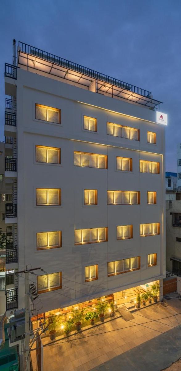 Skyla Studios & Suites - Hitech City Haiderabad Buitenkant foto
